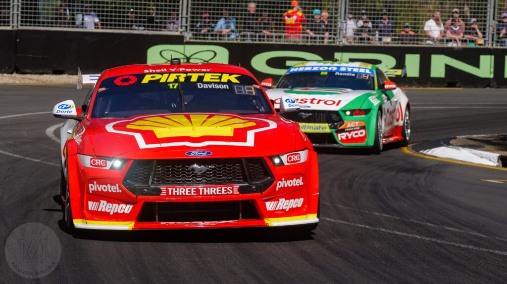 Adelaide 500 - Davison up close