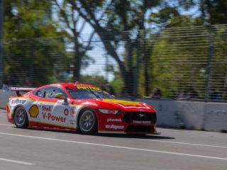 Adelaide 500 - DePasquale back straight